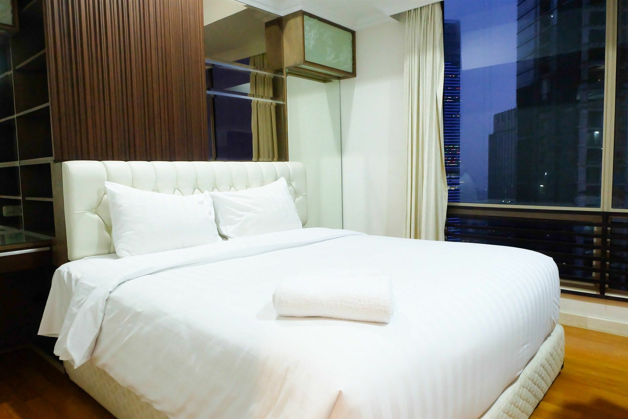 Appartement 3 Bedrooms Luxury Sudirman Mansion By Travelio