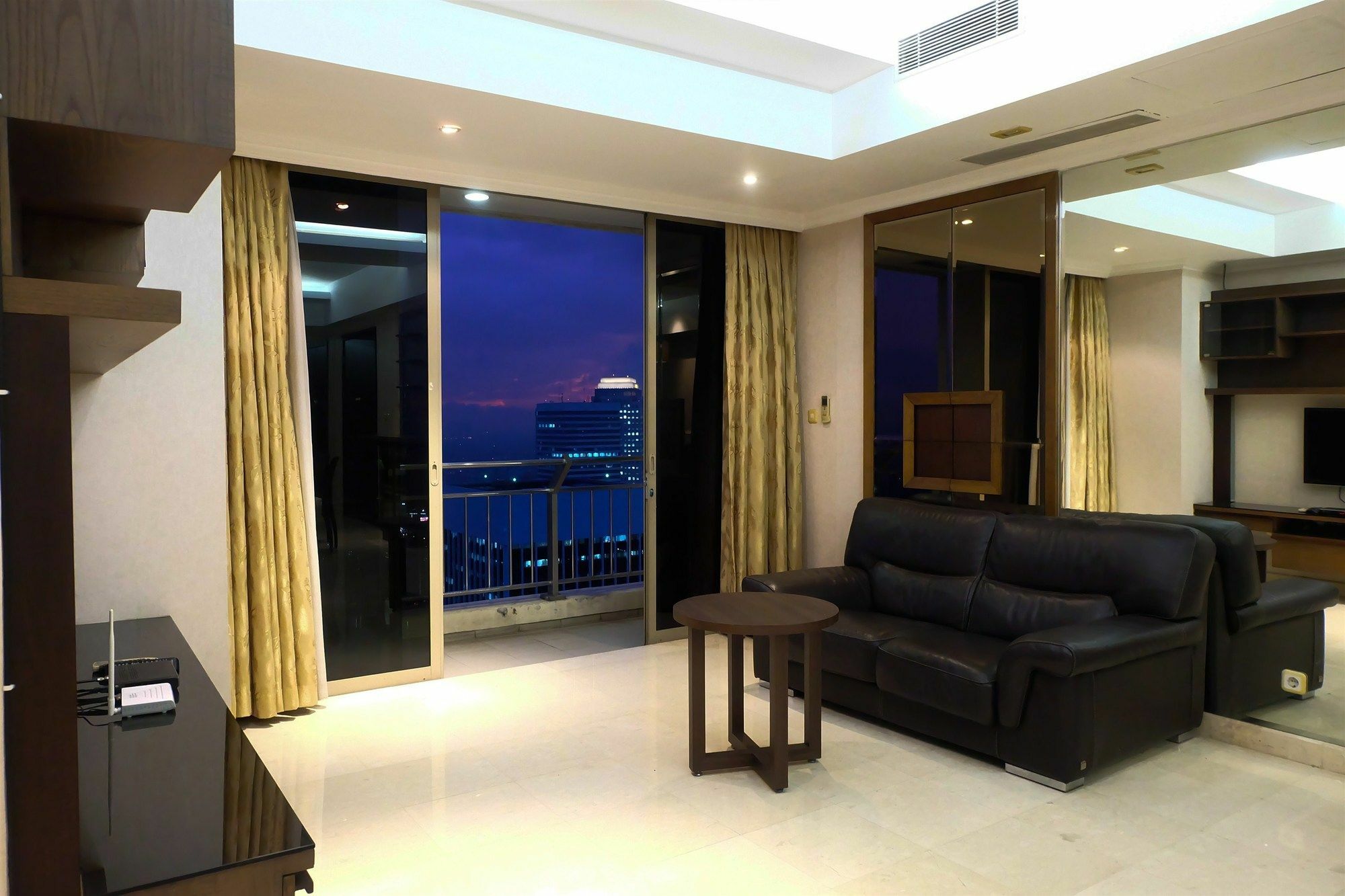 Appartement 3 Bedrooms Luxury Sudirman Mansion By Travelio *
